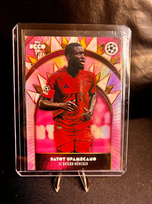 Topps® Dayot Upamecano /75 | TOPPS DECO 23/24