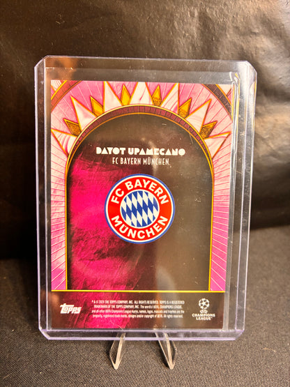 Topps® Dayot Upamecano /75 | TOPPS DECO 23/24